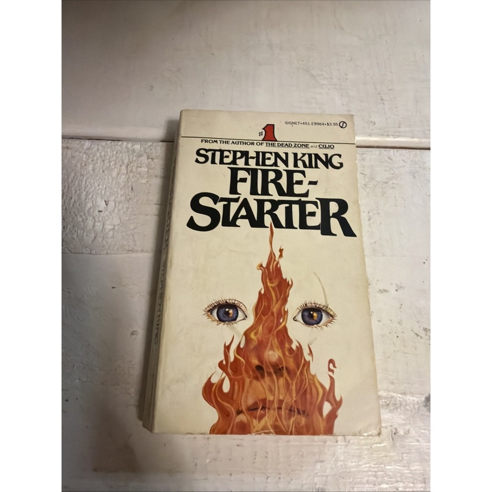 Firestarter Stephen King 1st Signet Edition 2nd Printing 1981 Mass Market PB